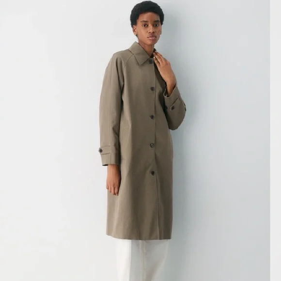 ISO Aritzia Regent trench ! :) - Picture 1 of 1